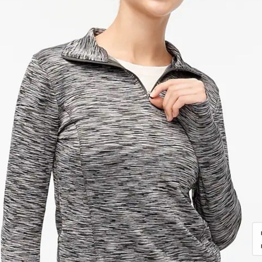 Columbia Black and Gray Patterned Pullover